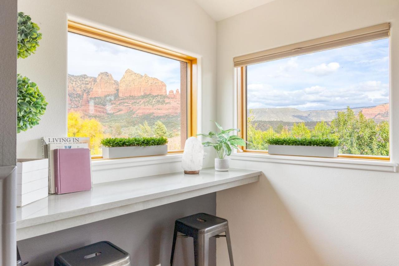 Sedona Sunrise By Avantstay Majestic Red Rocks Views~Walk To Jordan Trailhead~Peloton Bike~Hot Tub~Wifi Exterior photo