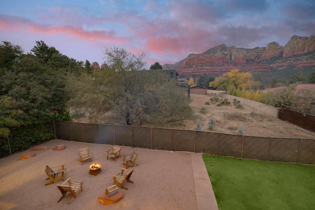 Sedona Sunrise By Avantstay Majestic Red Rocks Views~Walk To Jordan Trailhead~Peloton Bike~Hot Tub~Wifi Exterior photo