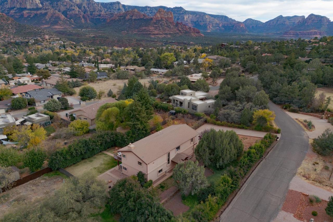 Sedona Sunrise By Avantstay Majestic Red Rocks Views~Walk To Jordan Trailhead~Peloton Bike~Hot Tub~Wifi Exterior photo