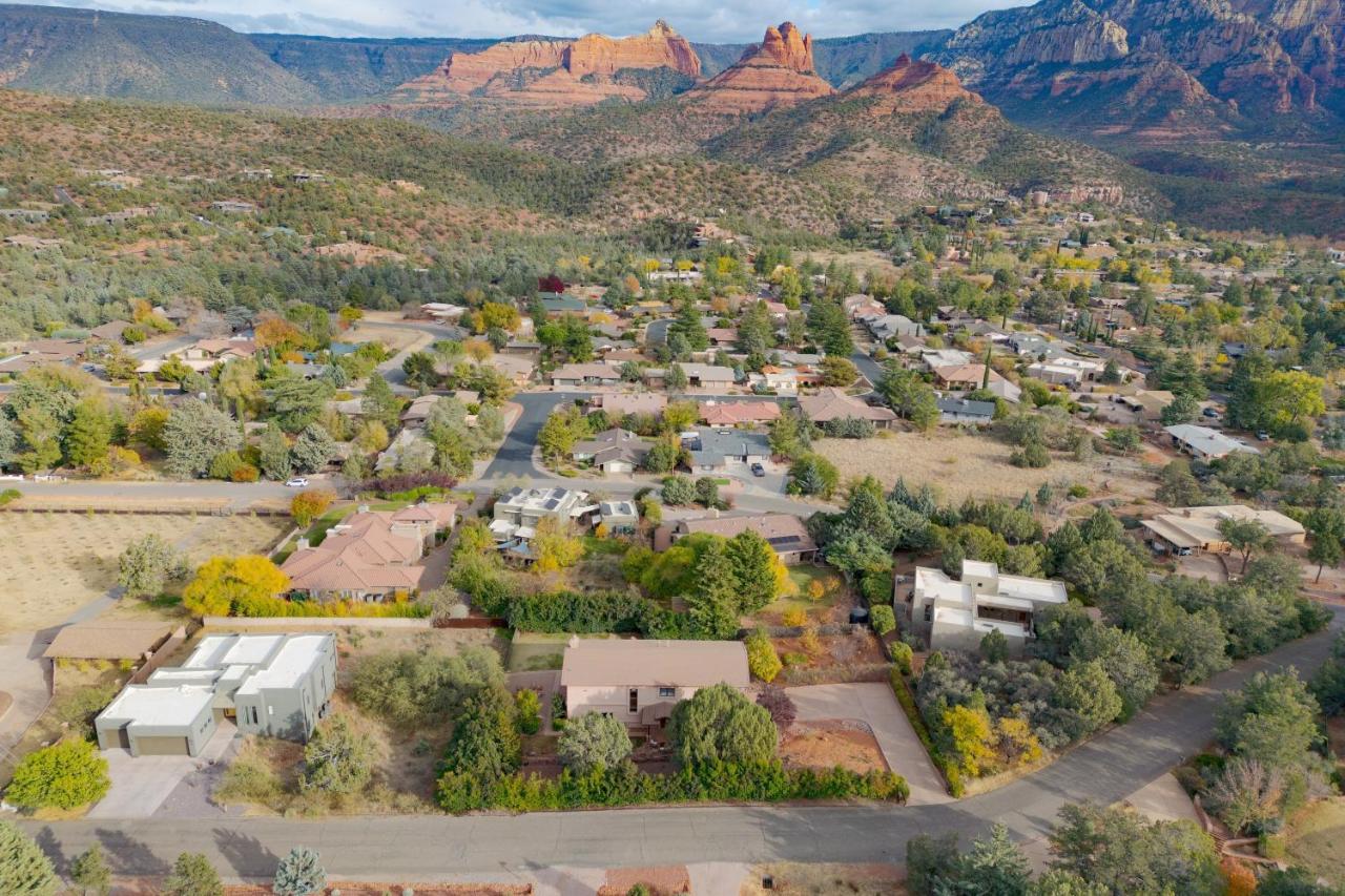 Sedona Sunrise By Avantstay Majestic Red Rocks Views~Walk To Jordan Trailhead~Peloton Bike~Hot Tub~Wifi Exterior photo